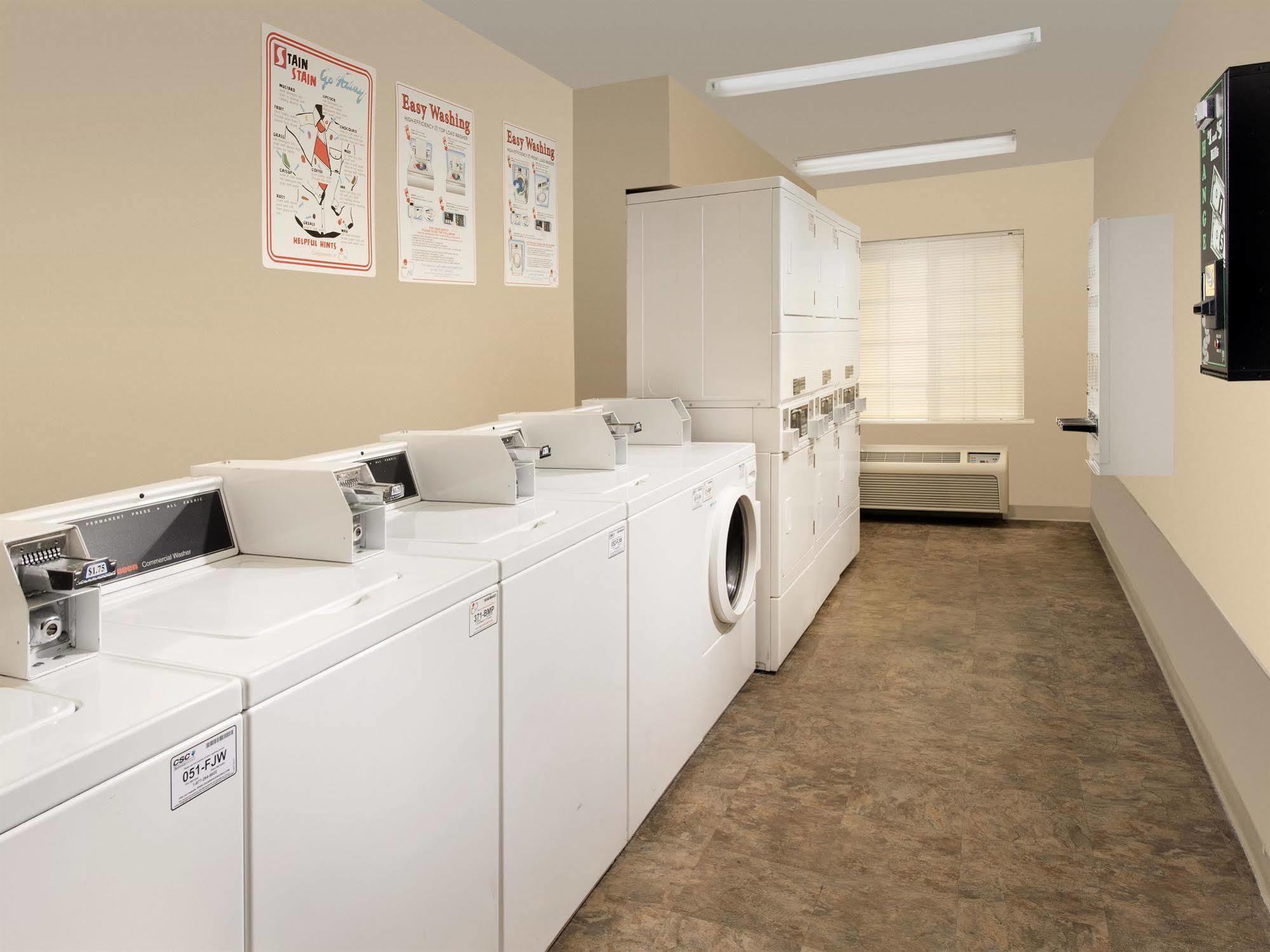 Woodspring Suites Τοπέκα Εξωτερικό φωτογραφία